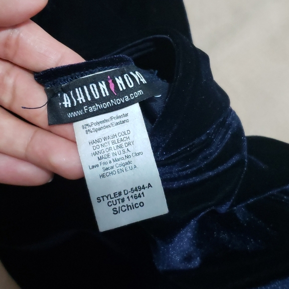 FASHION NOVA DRESSES - Picture 8 of 8